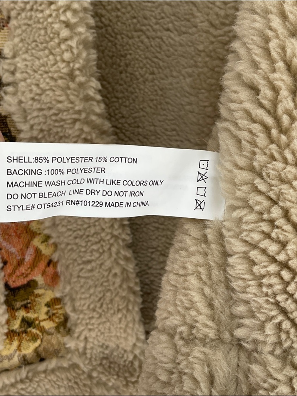 Outdoor Collection 26 International SZ L Floral Tapestry Sherpa Vest Snap - Picture 5 of 5